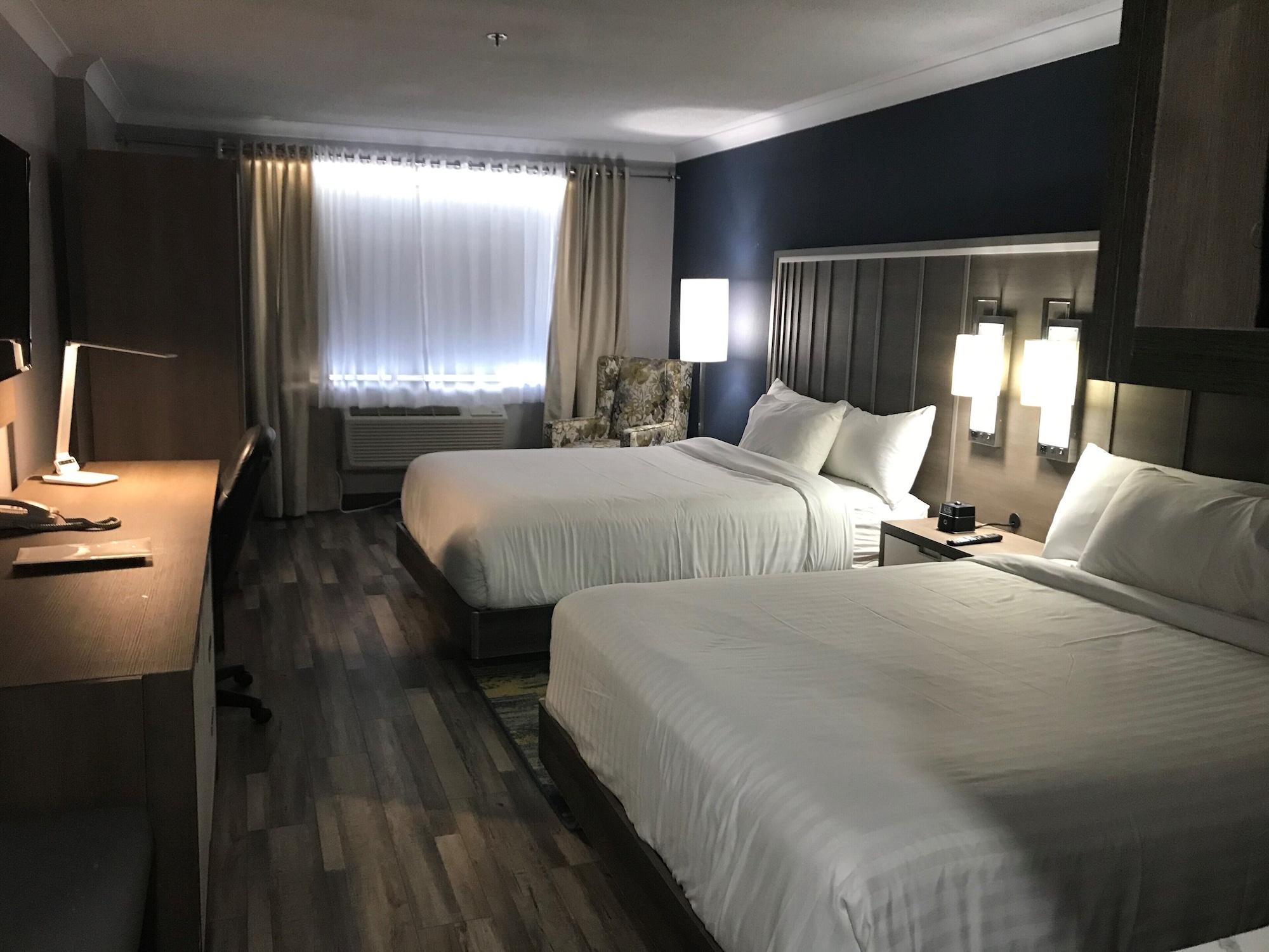 Hotel Crowne Plaza Harbour View By Ihg