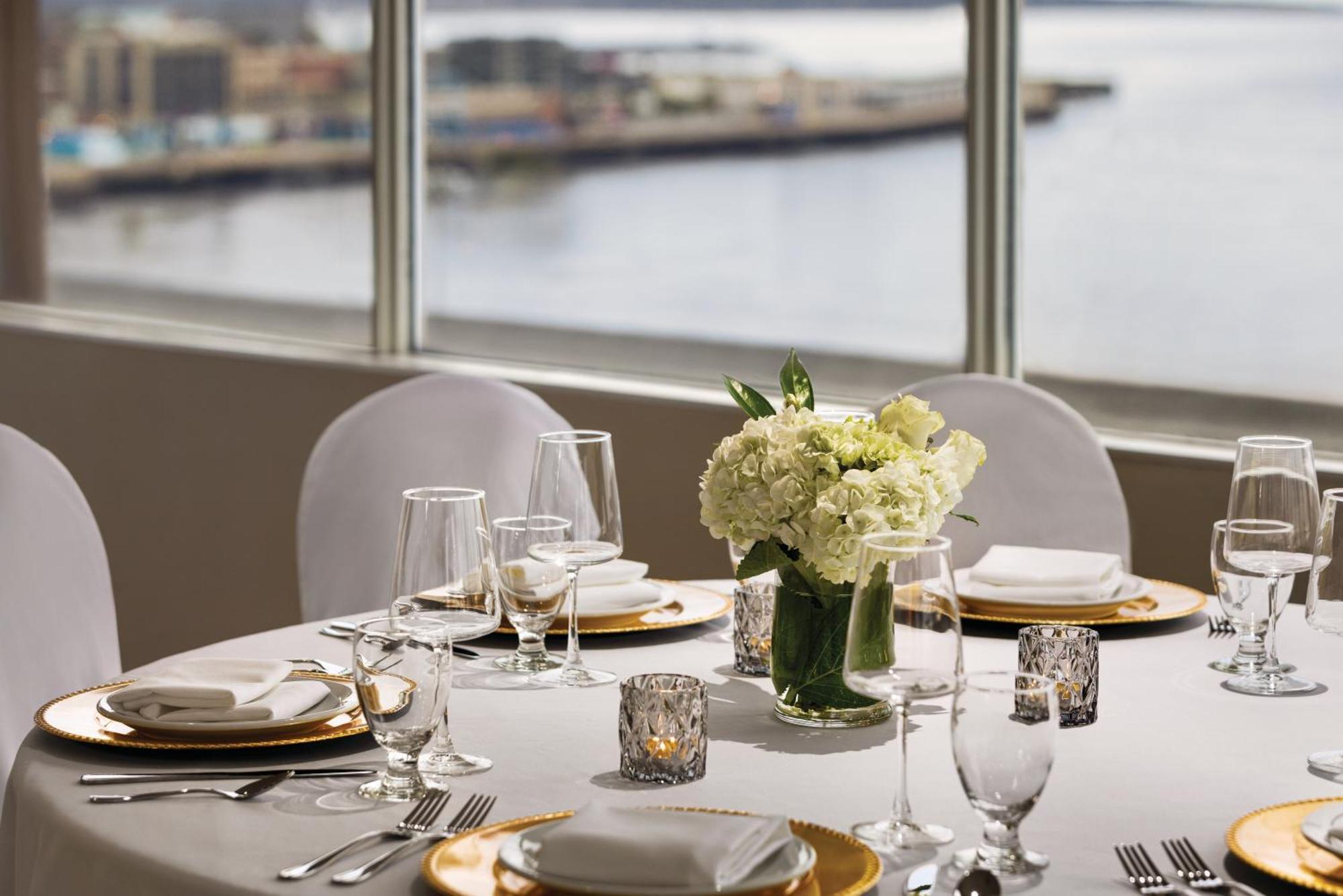 Crowne Plaza Harbour View By Ihg Saint John